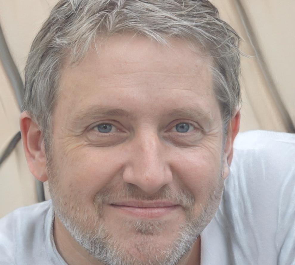 Webinar-Moderator und Finanzexperte bei Allrix Every